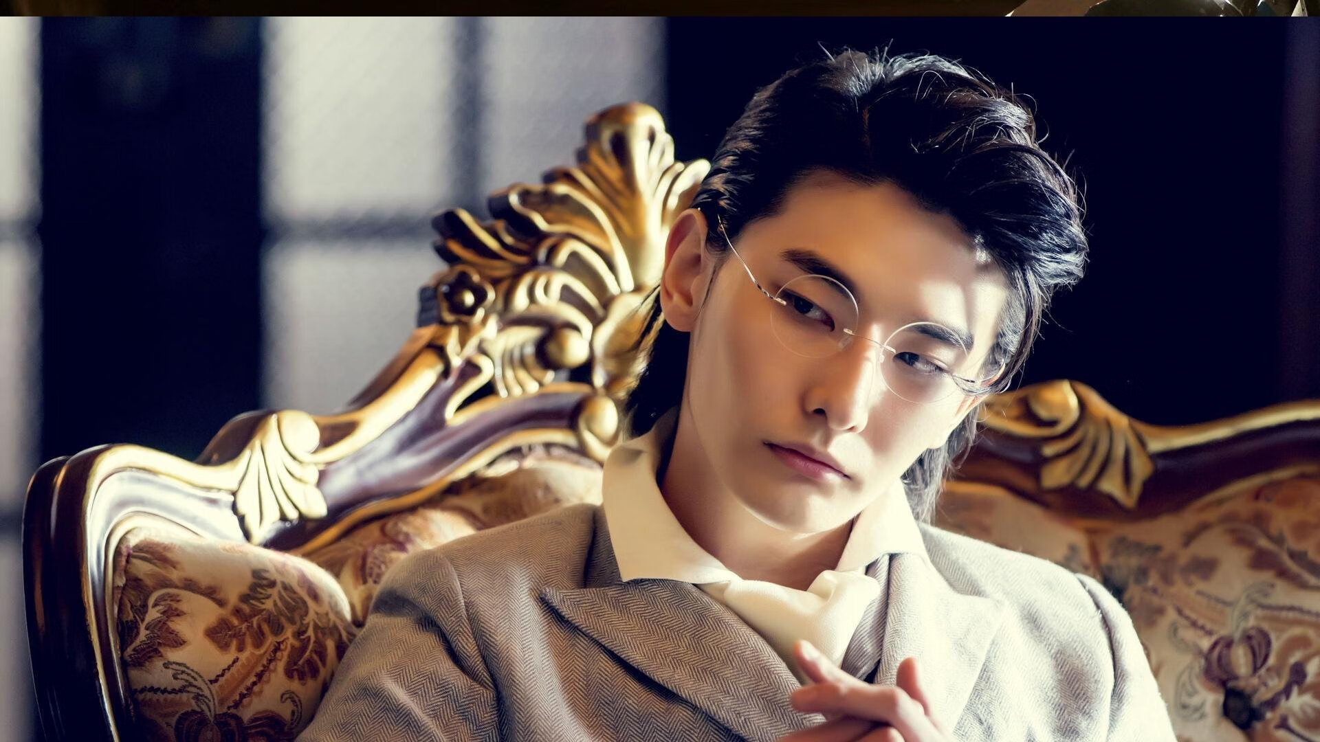 冷门与王座，从加拿大掀翻塞维利亚，看德甲争冠战的终极变数