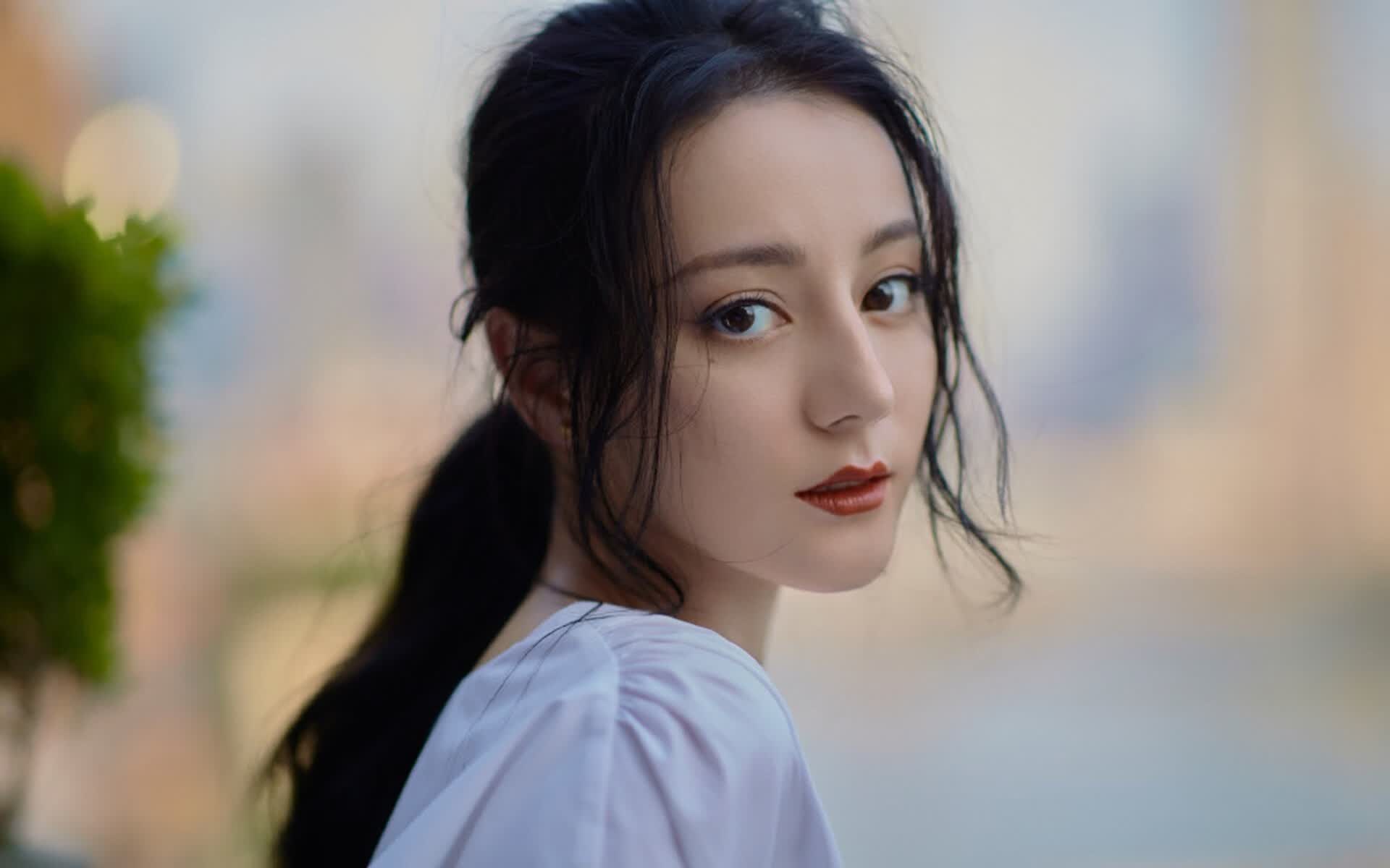 中场铁幕与神门天降,托纳利统帅罗马尼亚碾压伊拉克,E组关键战写就唯一性史诗